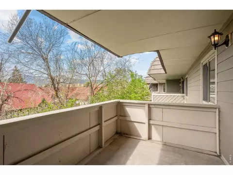 3120 Corona Trl #L-206, Boulder, CO 80301