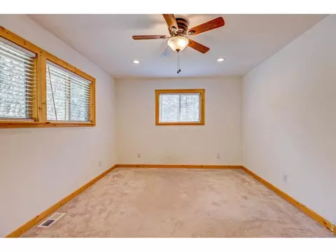 Bedroom - 166 Cherokee Rd, Lyons, CO 80540 photo 4 of 8
