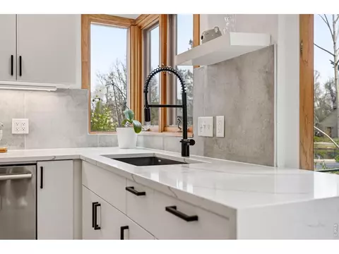 5588 Stonewall Pl, Boulder, CO 80303 photo 8