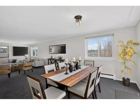 Dining - 4056 63rd St, Boulder, CO 80301 photo 2 of 5
