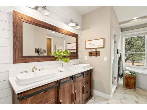 Bath - 37121 Soaring Eagle Cir, Severance, CO 80550 photo 2 of 5