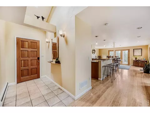 Entry Way - 6010 Flagstaff Rd, Boulder, CO 80302 photo 1 of 2