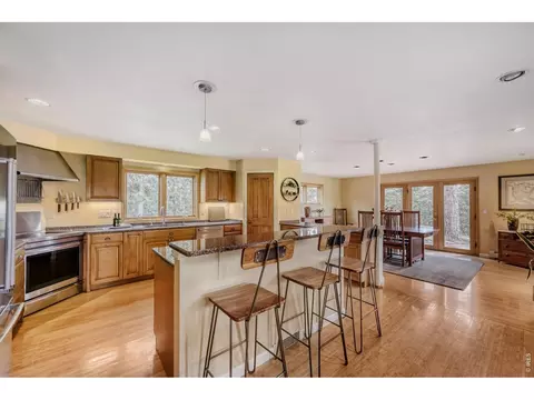 Kitchen - 6010 Flagstaff Rd, Boulder, CO 80302 photo 2 of 3