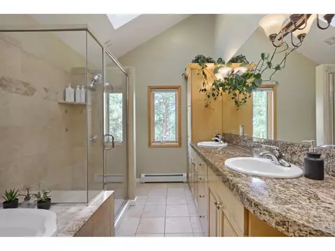 Bath - 6010 Flagstaff Rd, Boulder, CO 80302 photo 3 of 4