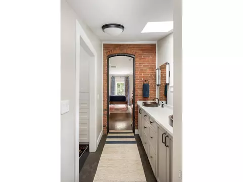 Entry Way - 615 Spruce St, Boulder, CO 80302 photo 3 of 6