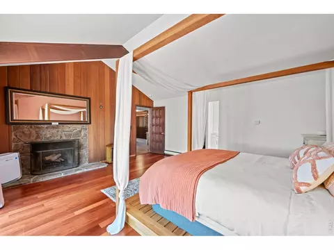 Bedroom - 311 Sky Trail Rd, Boulder, CO 80302 photo 3 of 10