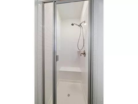 Bath - 15652 W Girard Ave, Morrison, CO 80465 photo 5 of 6