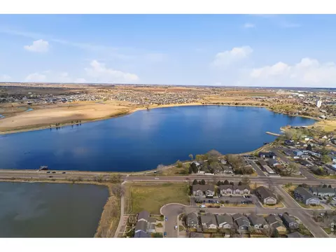 View/Area - 1027 Canal Dr, Windsor, CO 80550 photo 3 of 5
