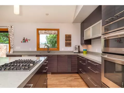 Kitchen - 2575 Briarwood Dr, Boulder, CO 80305 photo 4 of 6