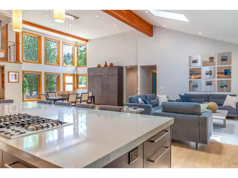 Kitchen - 2575 Briarwood Dr, Boulder, CO 80305 photo 5 of 6