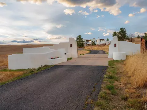 6877 Marshall Dr, Boulder, CO 80303