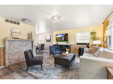 1064 E 1st St, Loveland, CO 80537