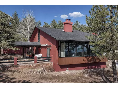 Exterior - 1164 Peakview Cir, Boulder, CO 80302 photo 4 of 6