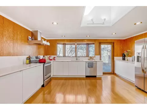 Kitchen - 1164 Peakview Cir, Boulder, CO 80302 photo 1 of 2