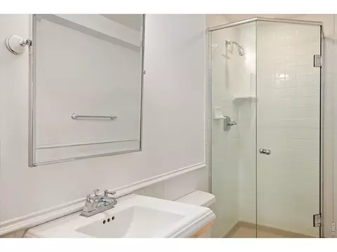 Bath - 149 Rockledge Cir, Lyons, CO 80540 photo 4 of 4