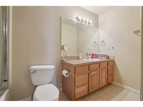 Bath - 1329 60th Ave, Greeley, CO 80634 photo 3 of 6