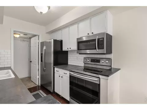 Kitchen - 4264 Monroe Dr #C, Boulder, CO 80303 photo 1 of 2