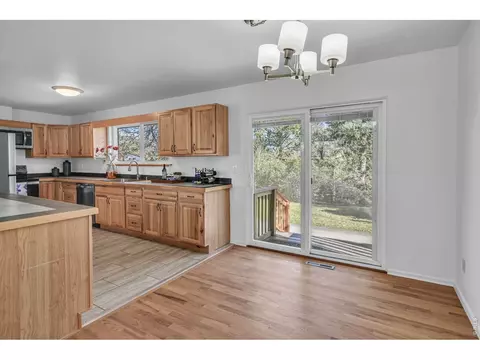 Dining - 4660 Talbot Dr, Boulder, CO 80303 photo 2 of 2