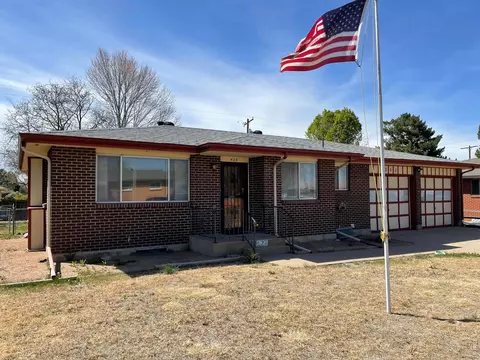 425 35th Ave Ct, Greeley, CO 80634