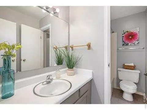 Bath - 3150 Iris Ave #305, Boulder, CO 80301 photo 1 of 1