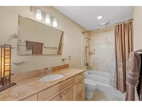 Bath - 3132 Linden Dr, Boulder, CO 80304 photo 3 of 4