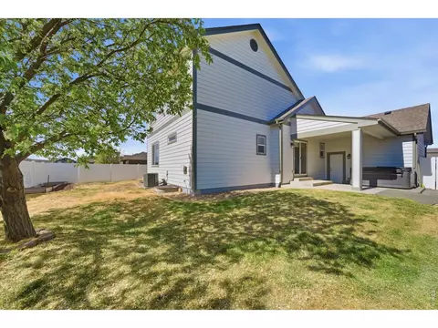 Exterior - 551 Wind River Dr, Windsor, CO 80550 photo 3 of 6