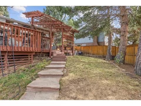 Exterior - 7702 Devonshire Ct, Boulder, CO 80301 photo 9 of 13