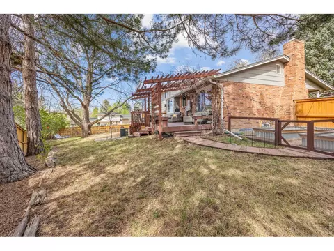 Exterior - 7702 Devonshire Ct, Boulder, CO 80301 photo 8 of 13