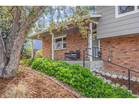 Exterior - 7702 Devonshire Ct, Boulder, CO 80301 photo 10 of 13