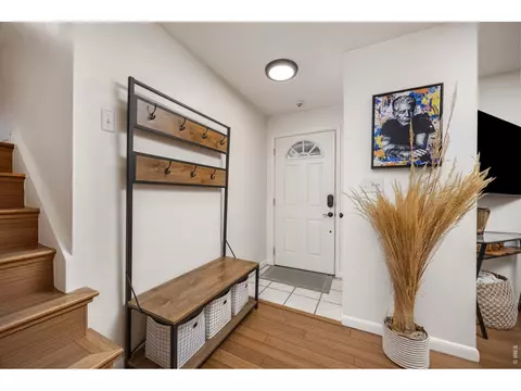 Entry Way - 7702 Devonshire Ct, Boulder, CO 80301 photo 1 of 1