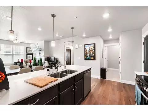 285 High Point Dr #H-205, Longmont, CO 80504