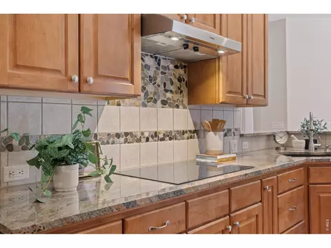 Kitchen - 1577 Bison Run Dr, Windsor, CO 80550 photo 4 of 5