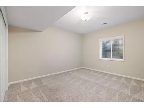 Bedroom - 1577 Bison Run Dr, Windsor, CO 80550 photo 5 of 6