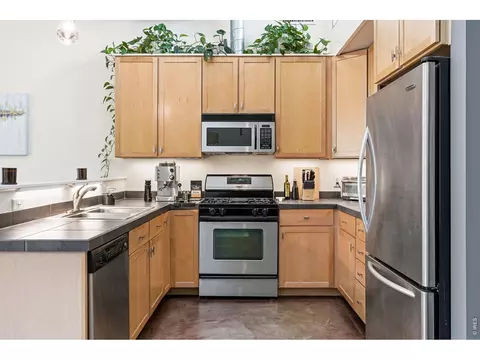 Kitchen - 1625 Yellow Pine Ave, Boulder, CO 80304 photo 2 of 6