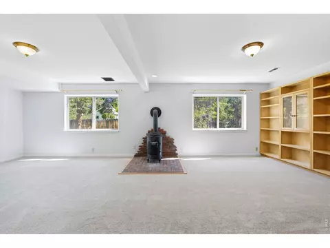 Living - 4 Gap Rd, Black Hawk, CO 80422 photo 5 of 7