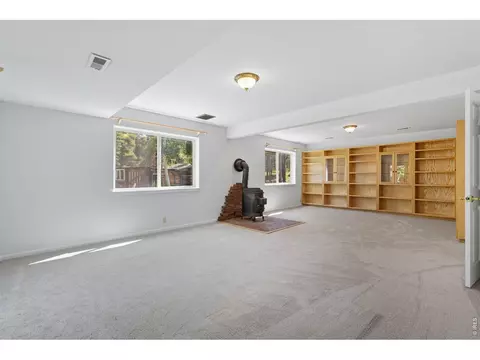 Living - 4 Gap Rd, Black Hawk, CO 80422 photo 6 of 7
