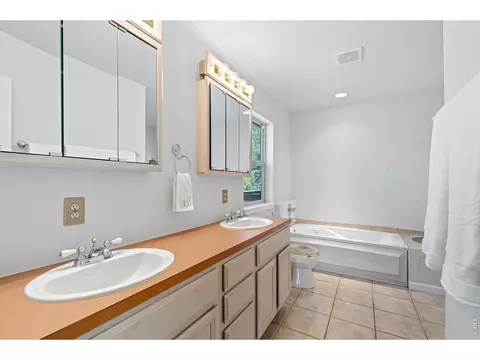 Bath - 4 Gap Rd, Black Hawk, CO 80422 photo 1 of 3