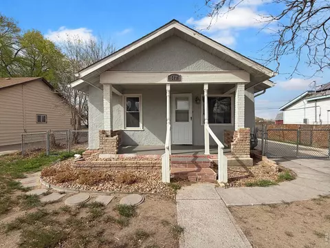 512 Cleveland St, Sterling, CO 80751