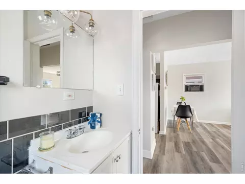 Bath - 1309 7th St, Greeley, CO 80631 photo 4 of 4