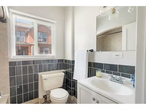 Bath - 1309 7th St, Greeley, CO 80631 photo 1 of 4