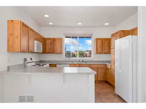 Kitchen - 245 Pinebrook Ct, Windsor, CO 80550 photo 4 of 4