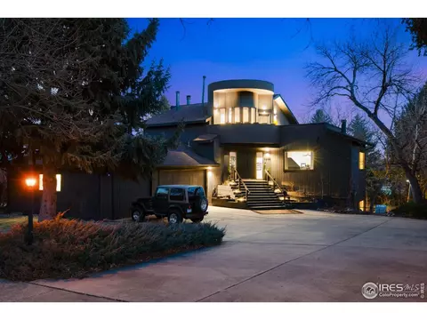 6686 Fairways Dr, Longmont, CO 80503