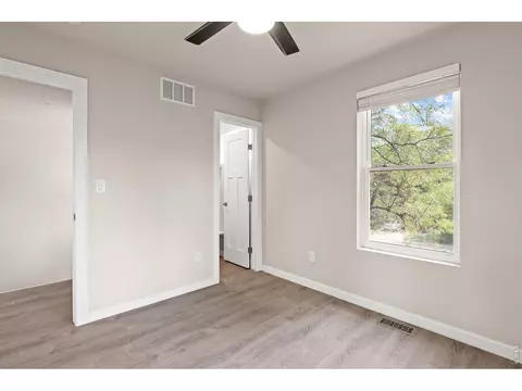 Bedroom - 805 30th St, Boulder, CO 80303 photo 4 of 4