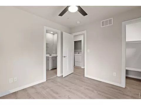 Bedroom - 805 30th St, Boulder, CO 80303 photo 3 of 4