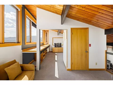 Entry Way - 135 Poorman Rd, Boulder, CO 80302 photo 2 of 3