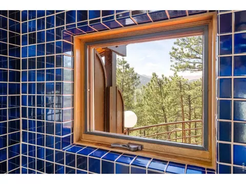 Bath - 135 Poorman Rd, Boulder, CO 80302 photo 4 of 7