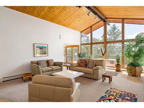 Living - 135 Poorman Rd, Boulder, CO 80302 photo 2 of 4