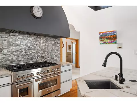 Kitchen - 135 Poorman Rd, Boulder, CO 80302 photo 4 of 5