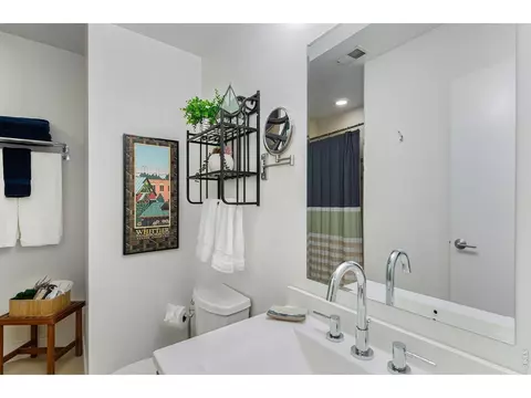 Bath - 1922 E 28th Ave, Denver, CO 80205 photo 3 of 3