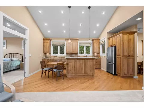 Kitchen - 4398 Carter Trl, Boulder, CO 80301 photo 6 of 6